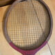 Paire raquette ancienne badminton player bois vintage
