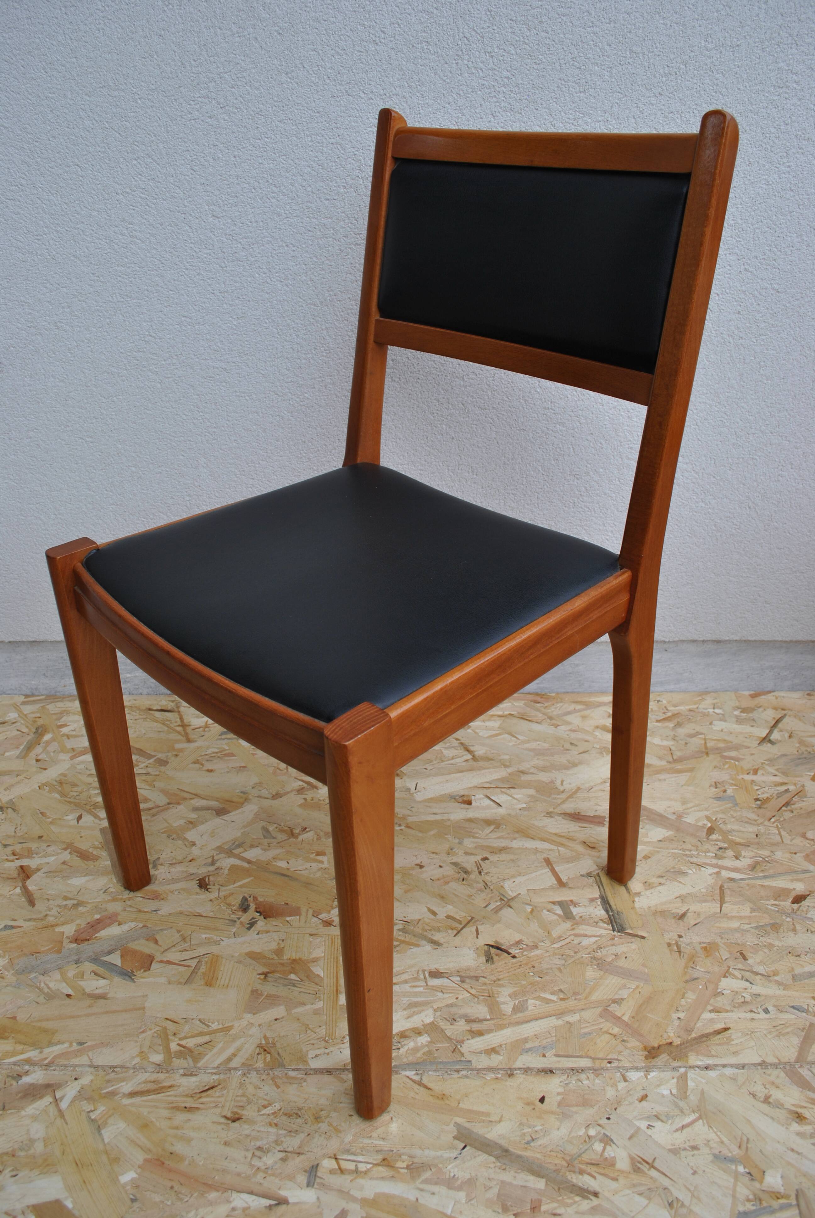 Lot of 6 vintage chairs