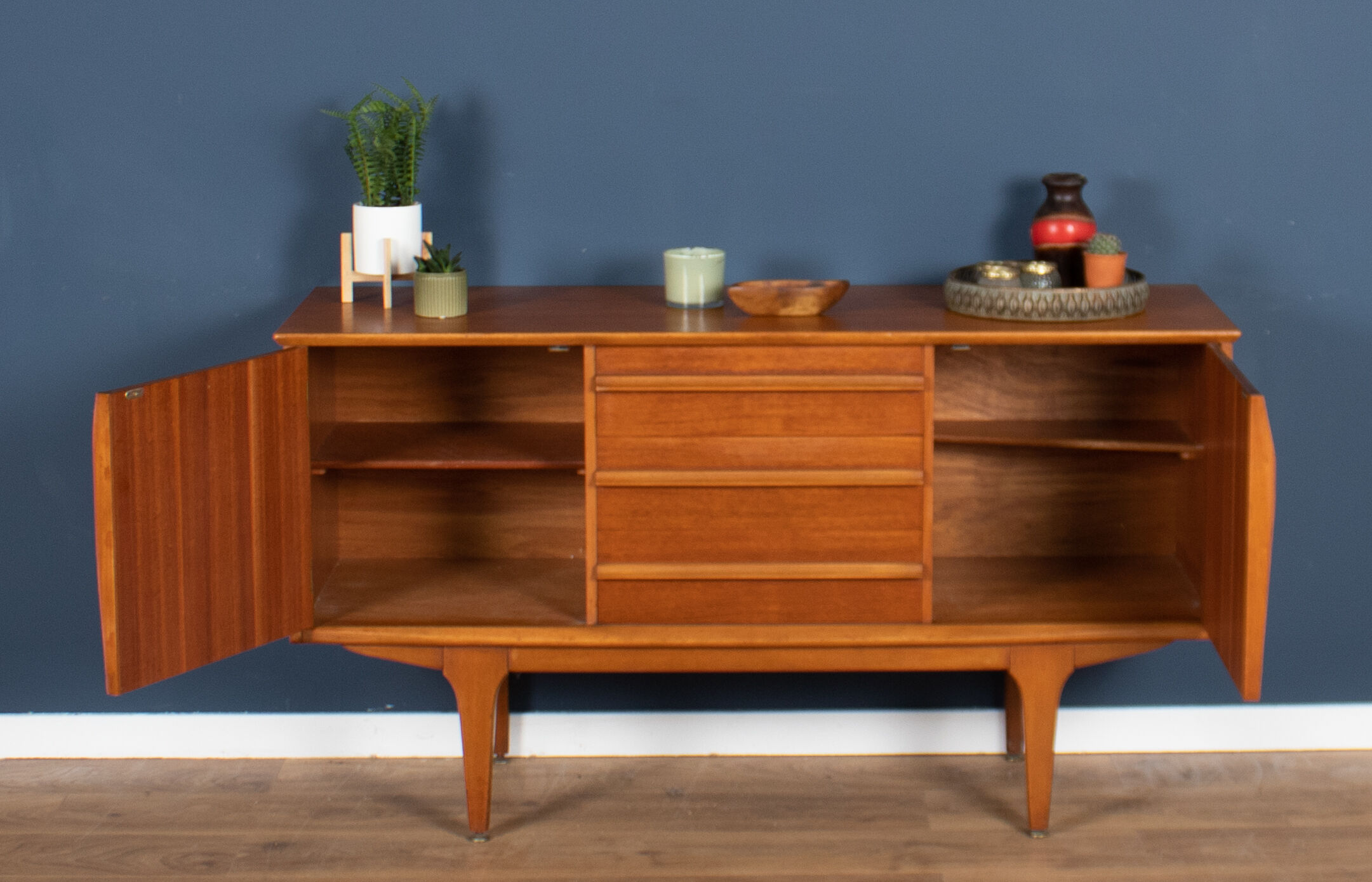 Enfilade Jentique 1960