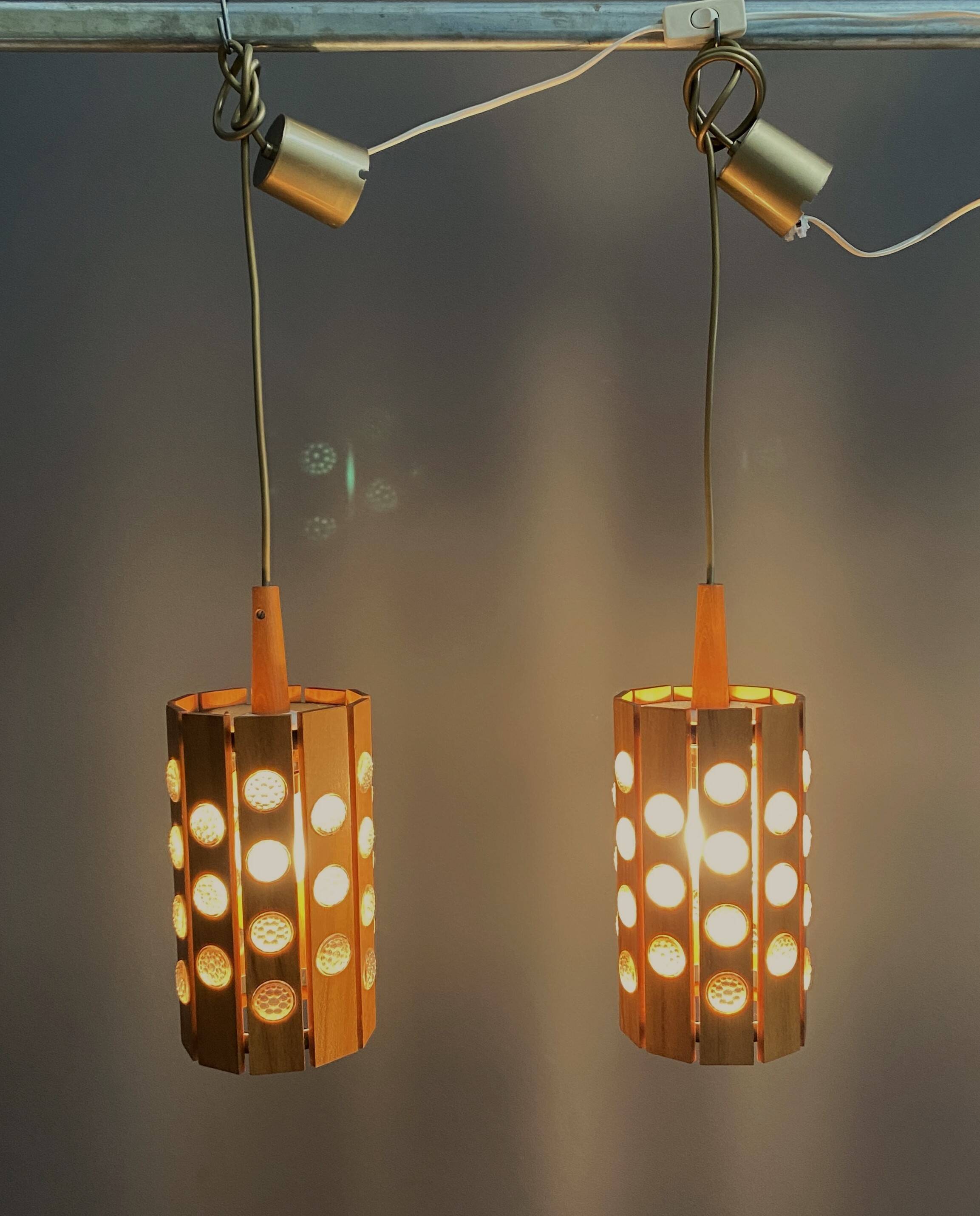 Set of 2 wood hang lamps 1970s