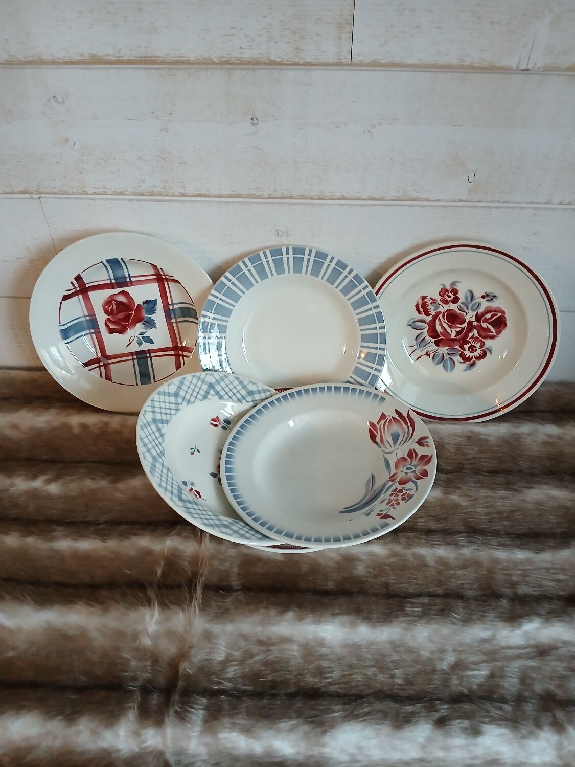 6 mismatched antique deep plates