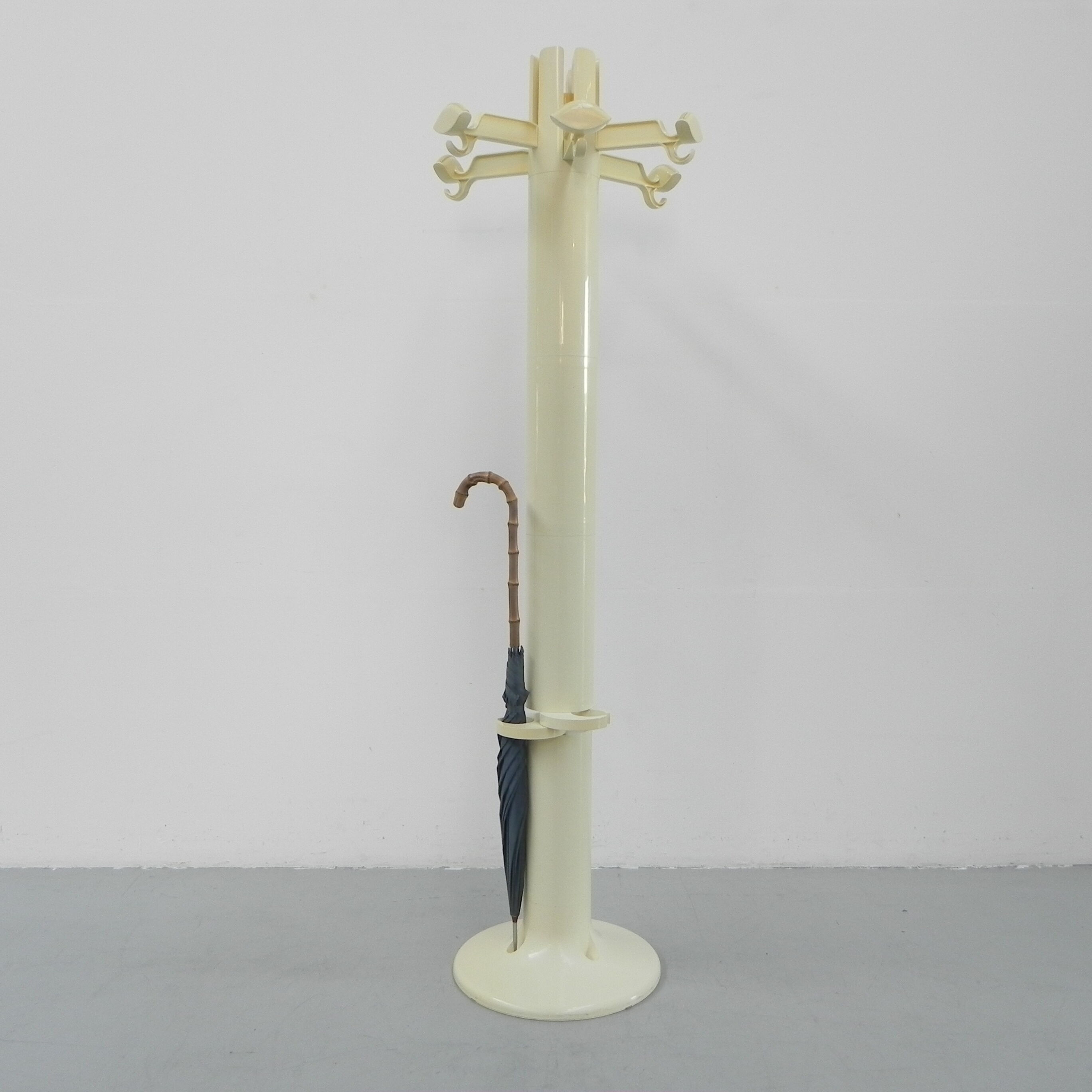 Standing coat rack, Planta by Giancarlo Piretti for Castelli