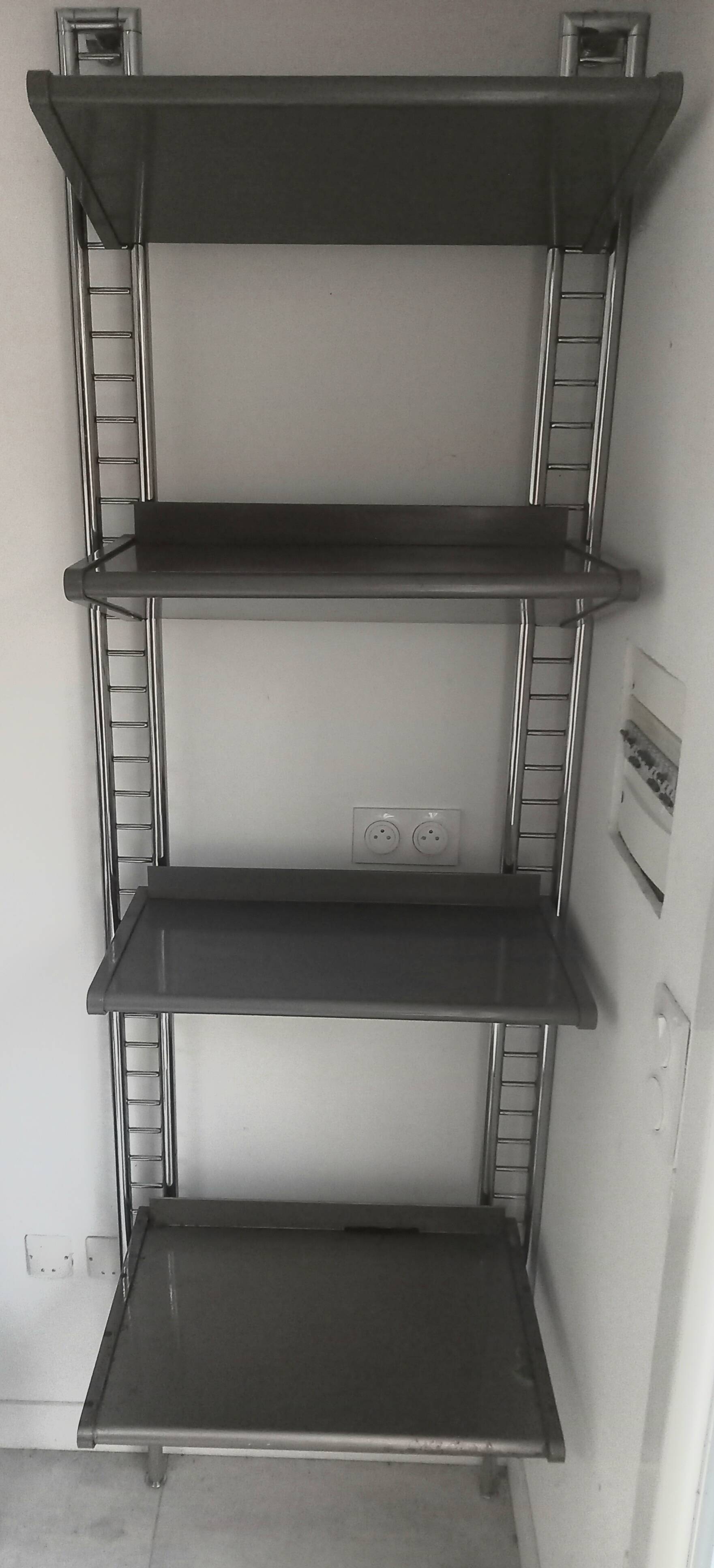 Grande étagère murale chrome design alu et métal 1970 industriel 220cm