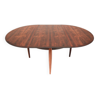 Round / oval extendable rosewood dining table from Lübke made in the 1970s