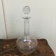 Carafe française en verre ciselé