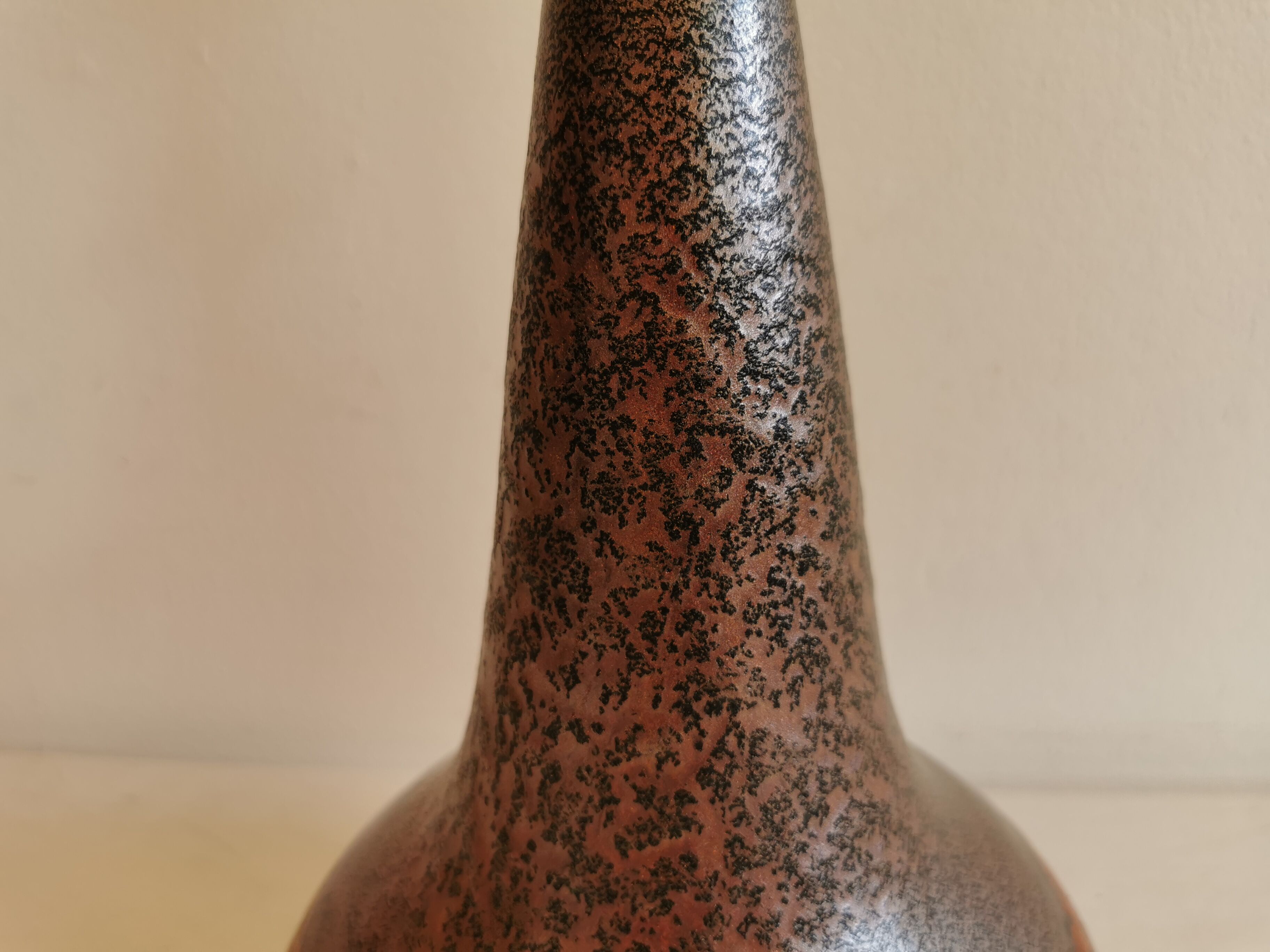 Swedish ceramic table lamp in metal glaze, from Tilgmans, estimated 1960s.