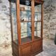 Vitrine ancienne en chêne français – Vitrine de musée d’un château de Bourgogne – vers 1900