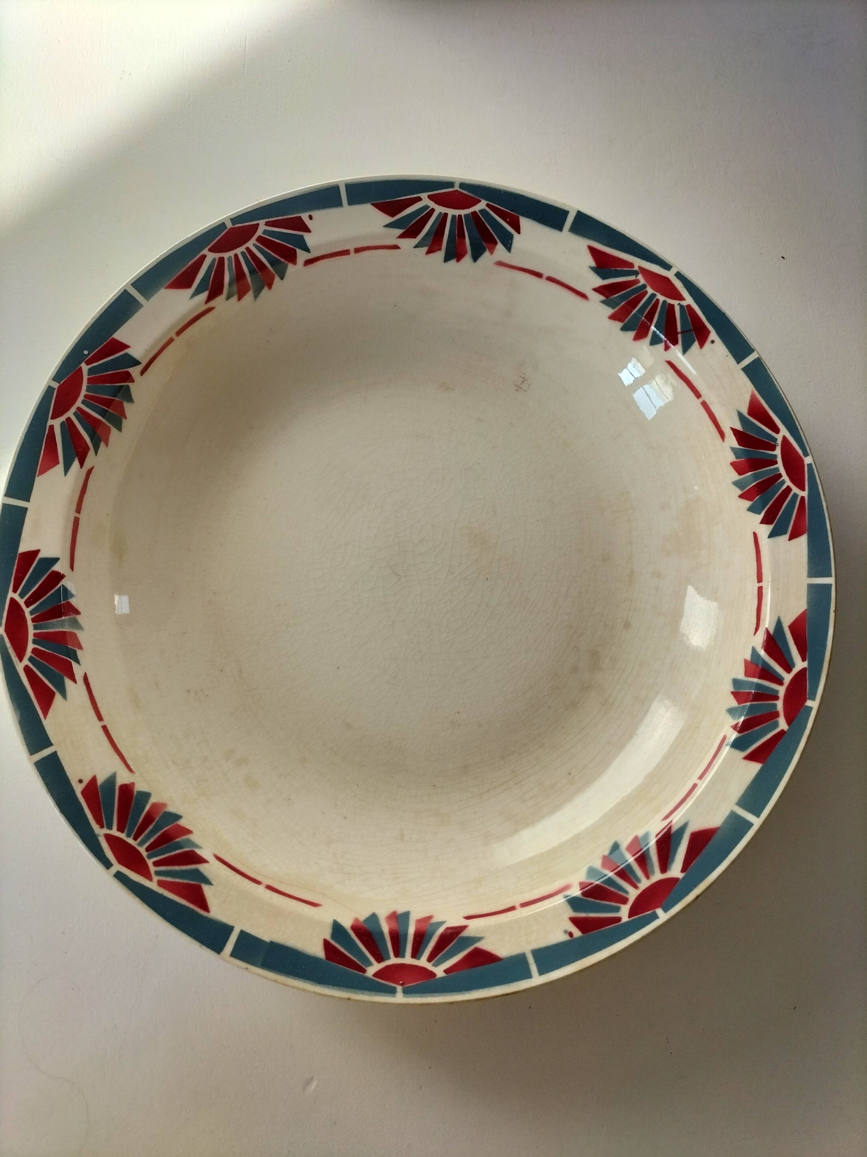 Large hollow dish St Amand Horizon model