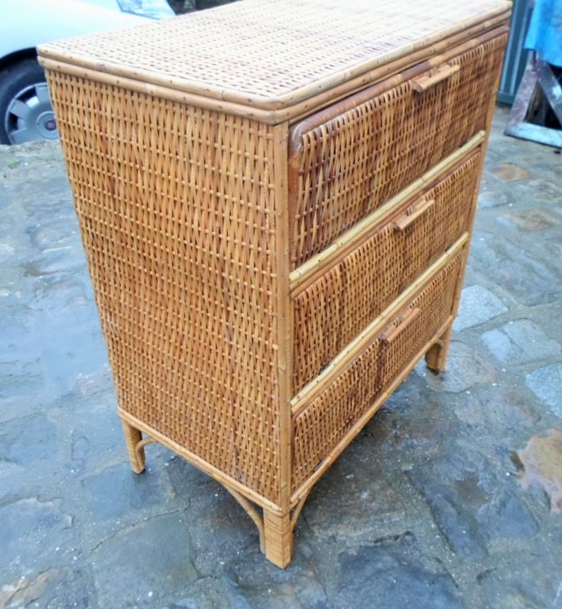 Commode Vintage bois et rotin naturel tressé