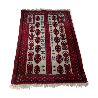Ancient oriental carpet - 132 x 88 cm