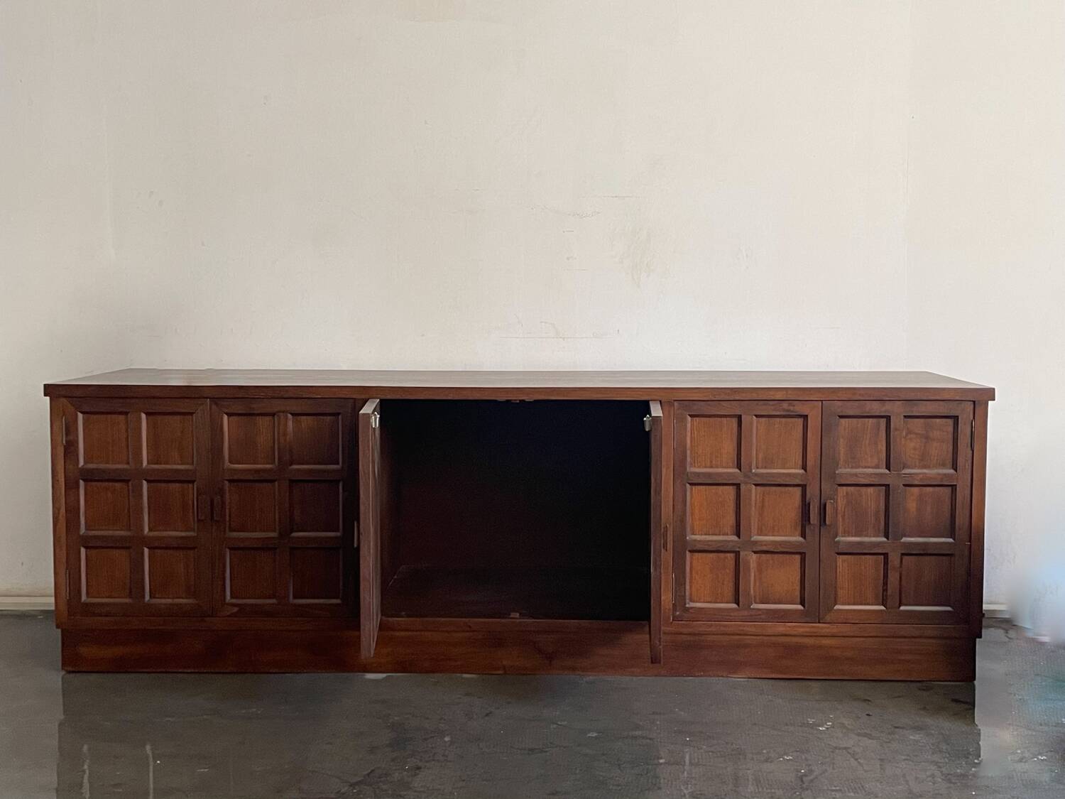 Buffet espagnol vintage