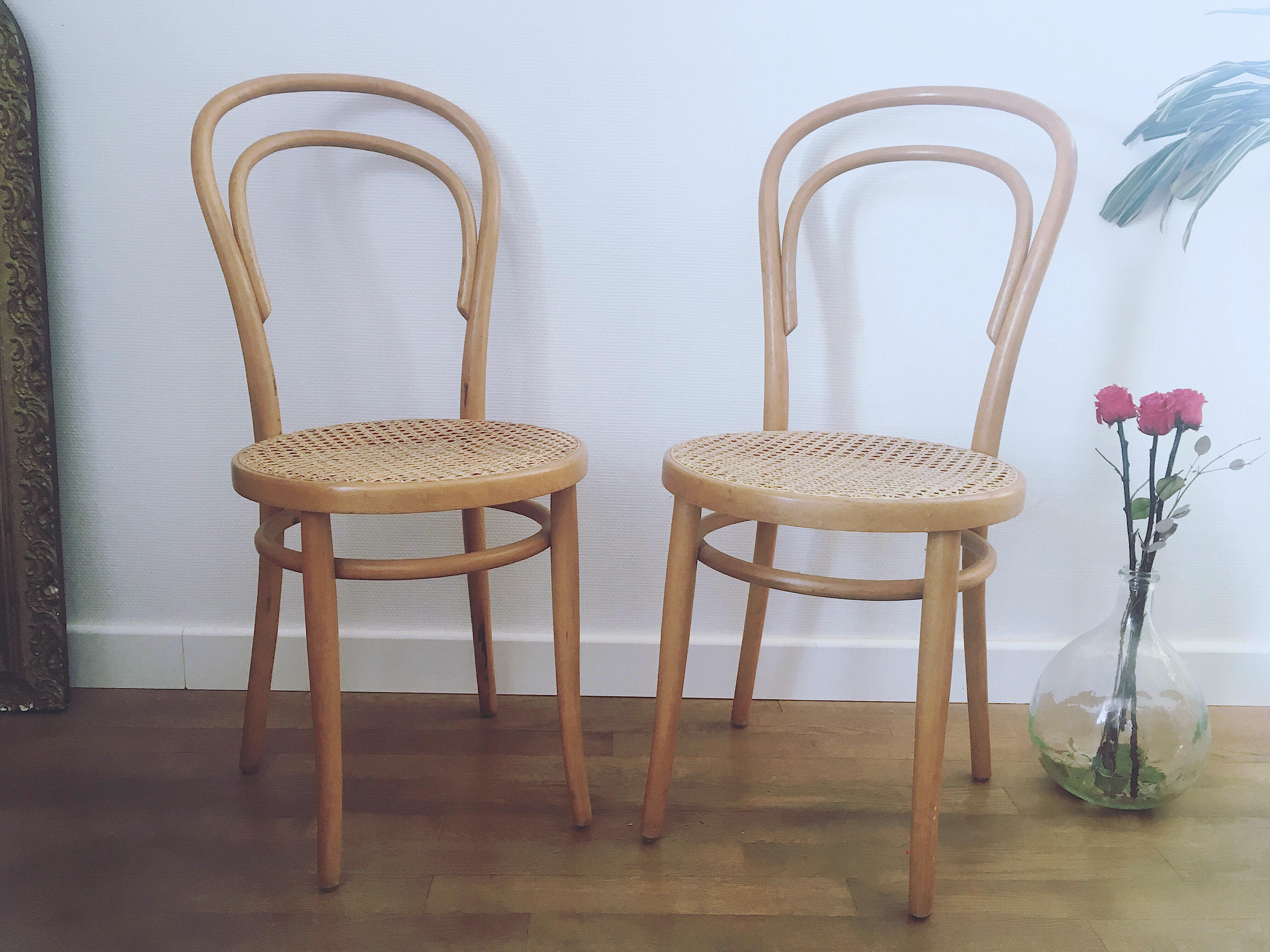 2 Thonet bistro chairs n°14 Radomsko