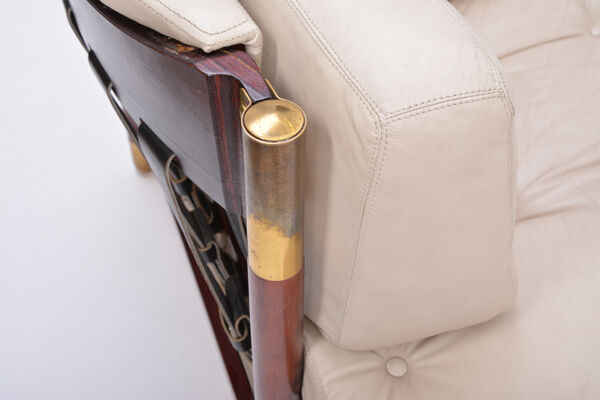 Fauteuil de salon beige avec ottoman modèle ''Sella'' de Carlo de Carli