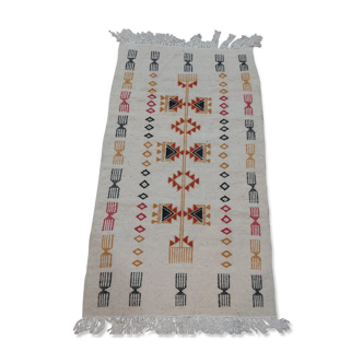 White carpet with berber patterns handmade in wool