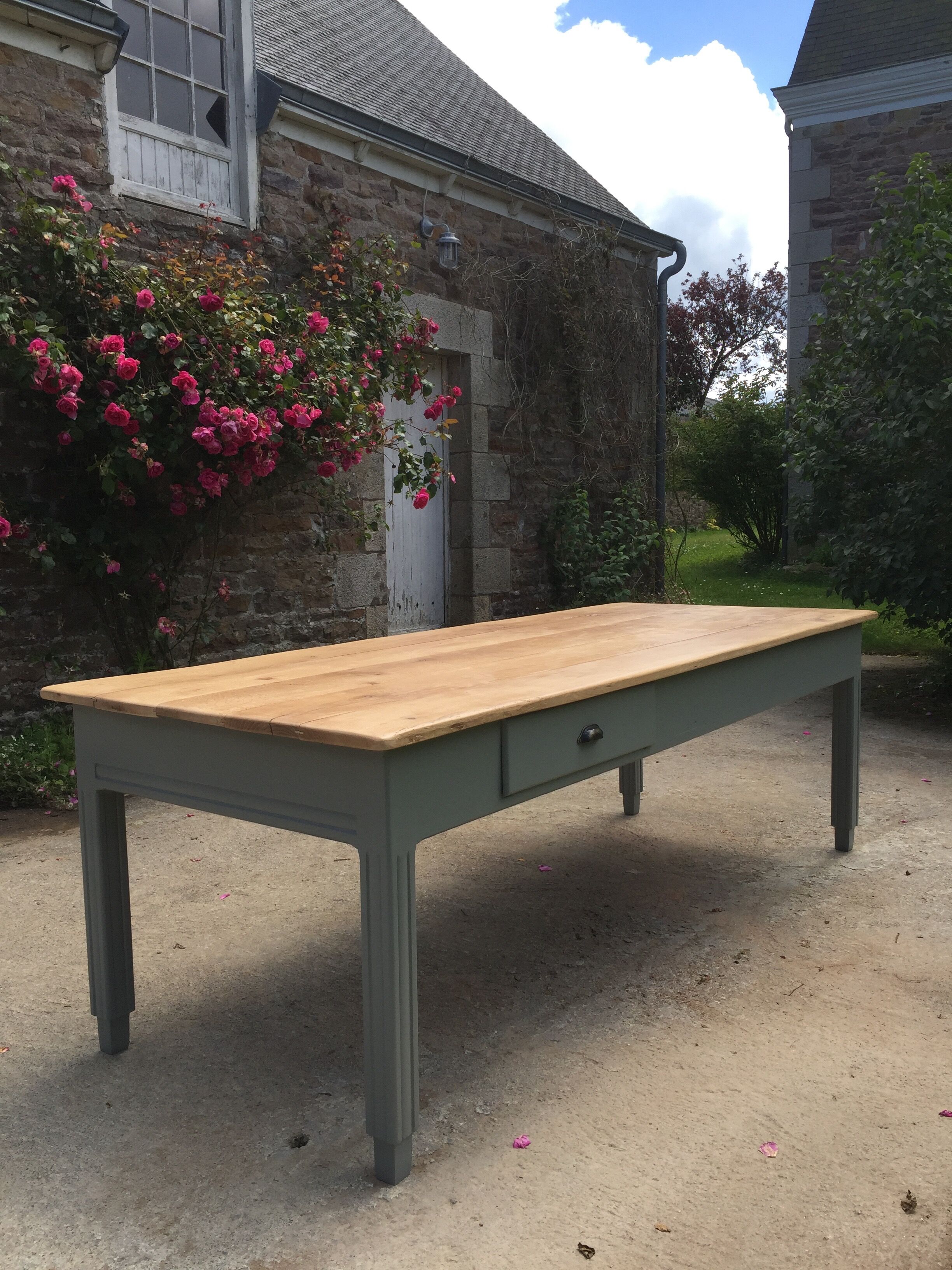 Ferm table