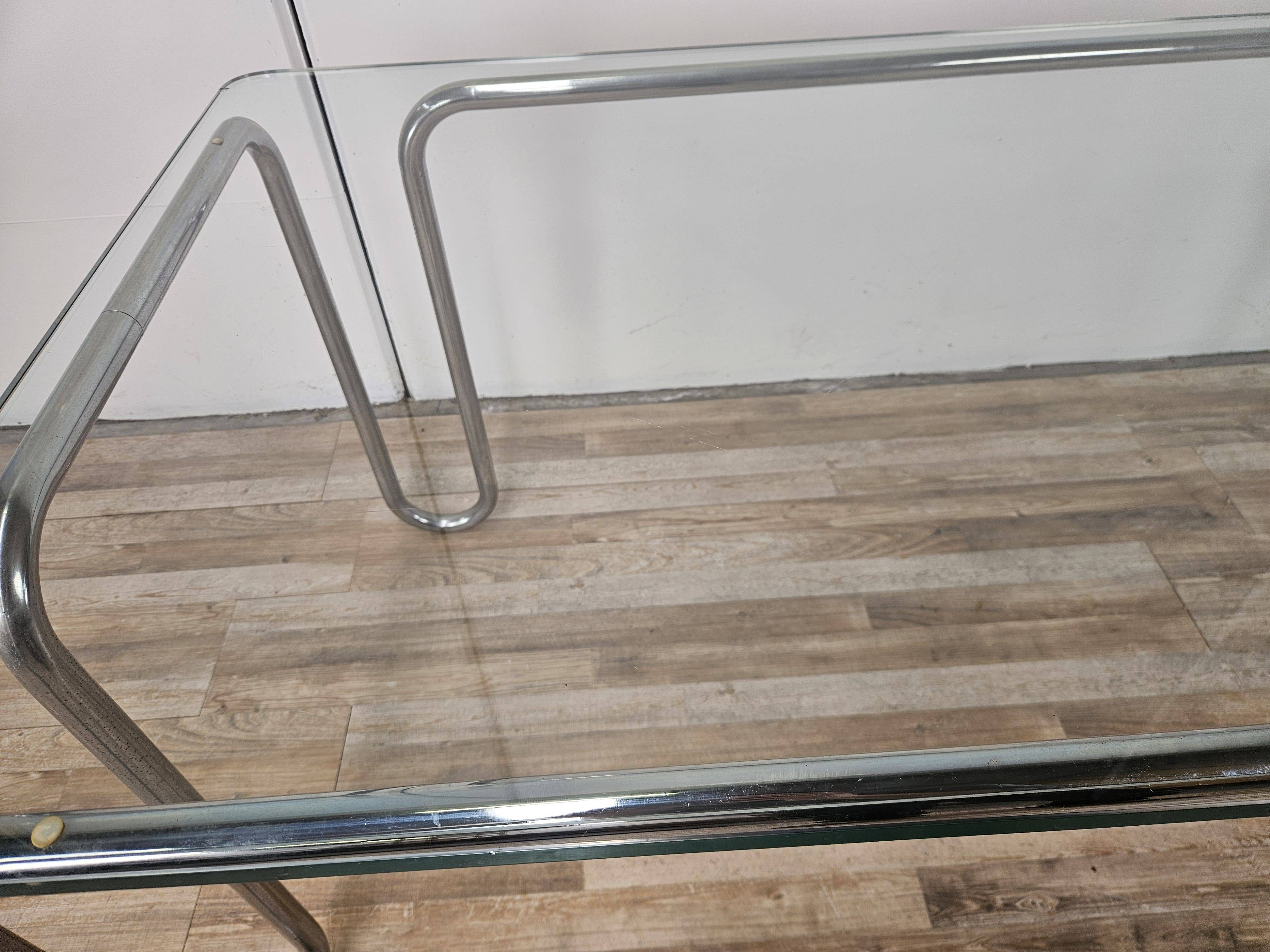 1970s Bauhaus table in chromed tubular steel and glass