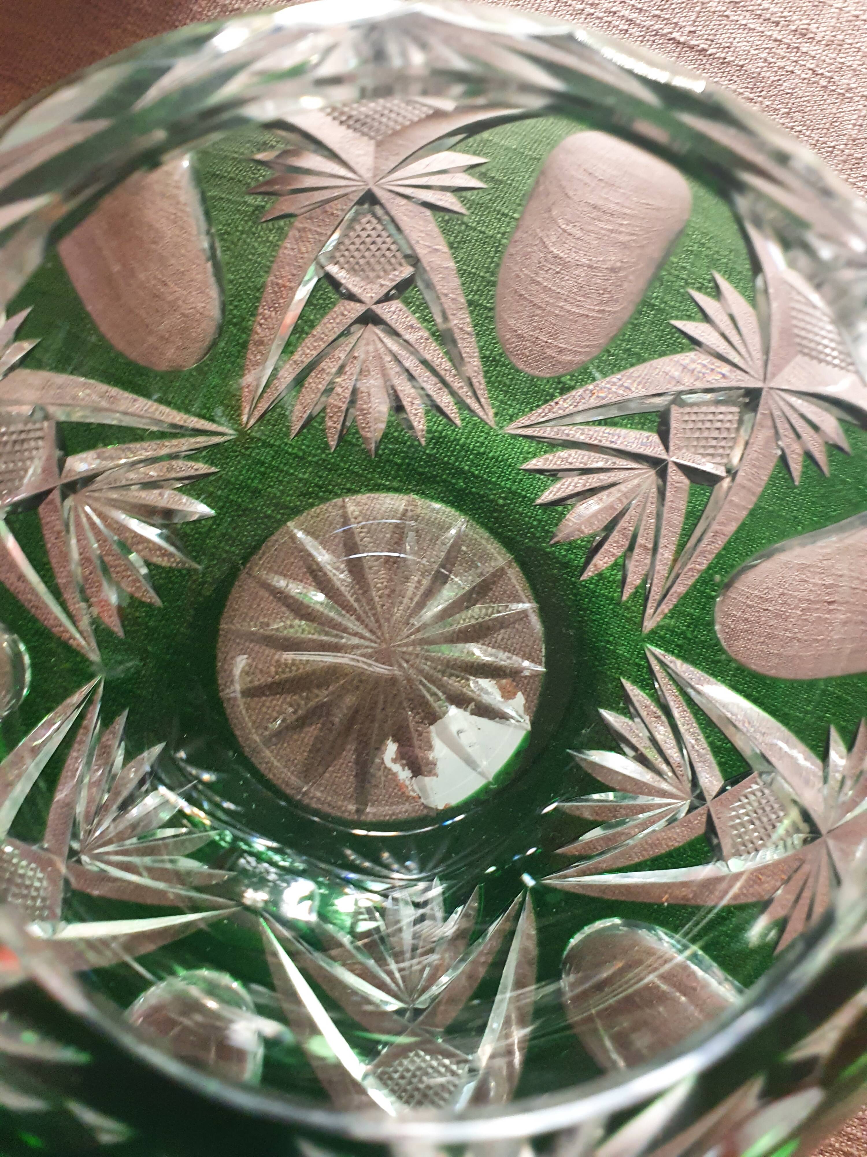 Vase boule cristal taillé