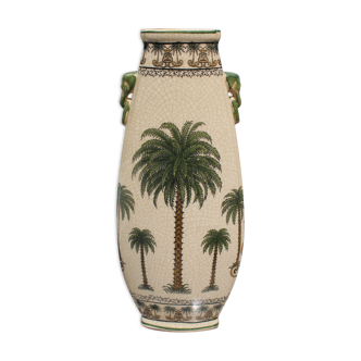 Earthenware vase