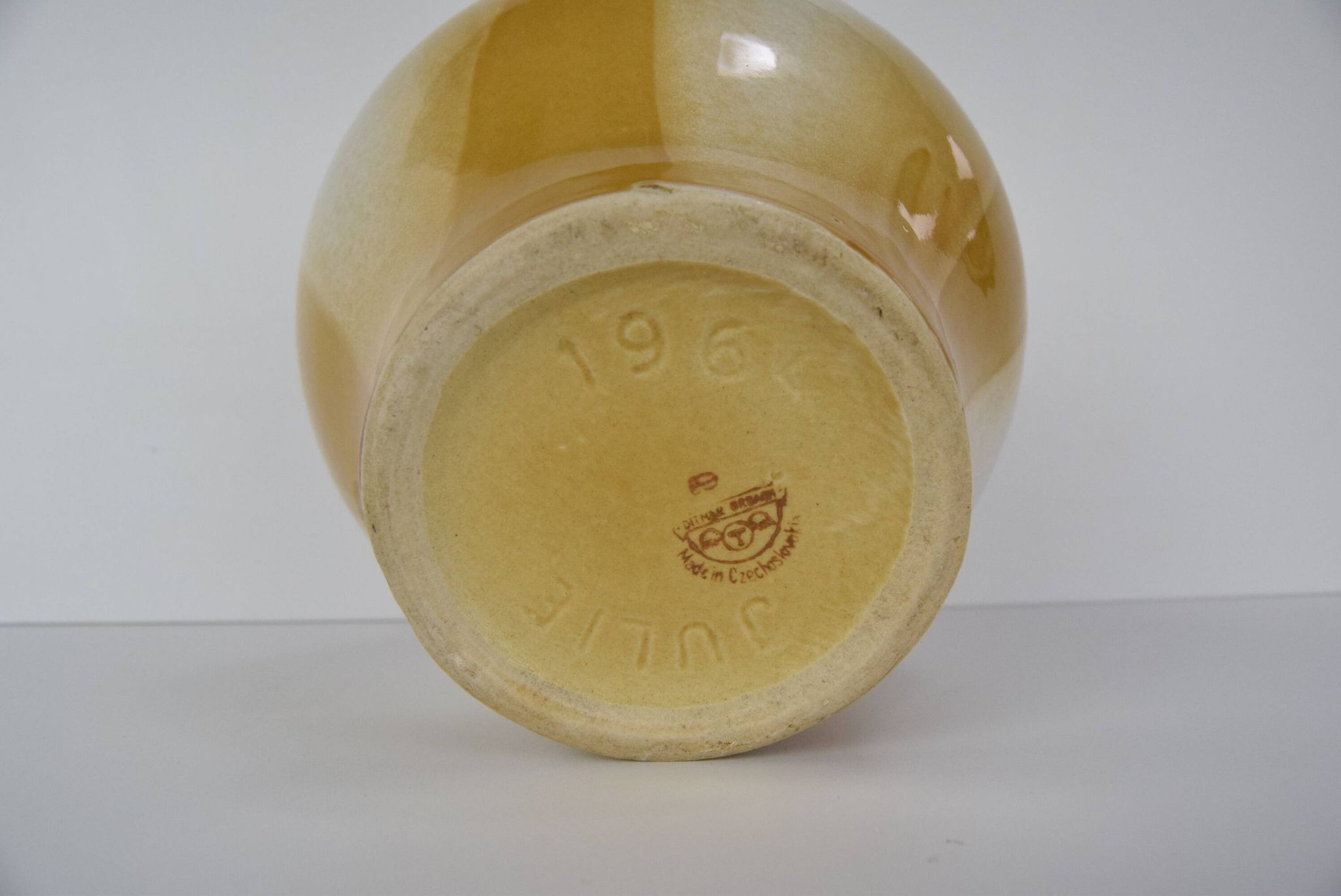 Mid-century Design Vase by Ditmar Urbach, Collection JULIE, 1964.
