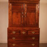 Small 18th Century Oak Linen Press