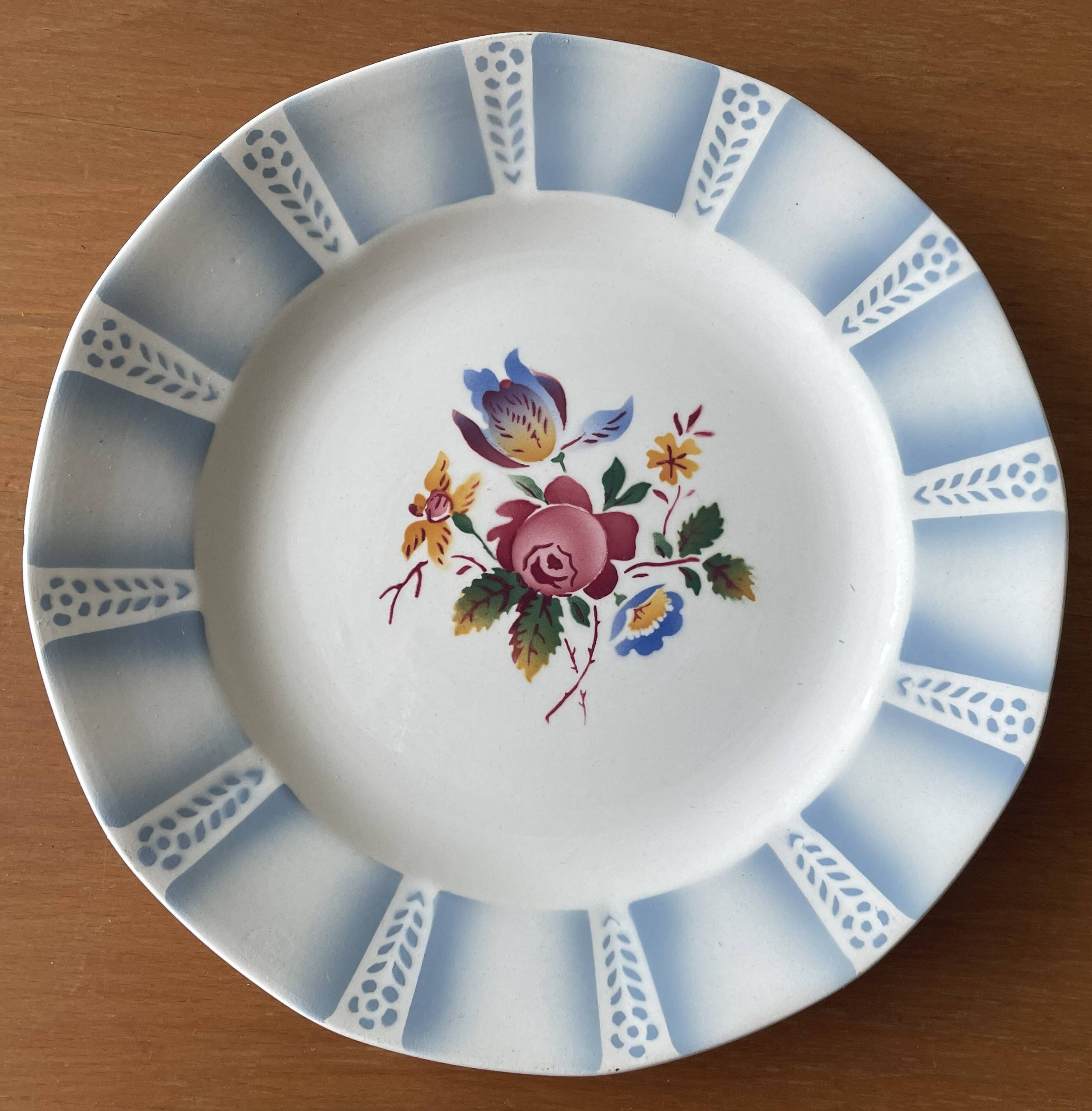 6 antique dessert plates in Sarreguemines faience