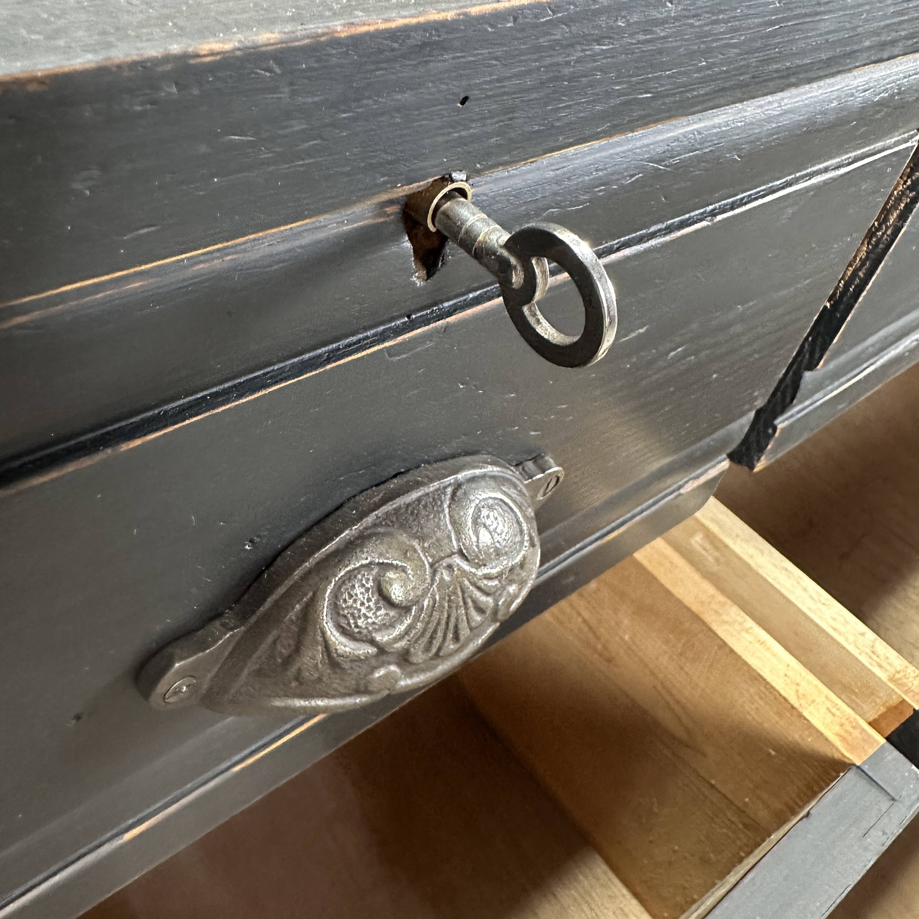 Kitchen island counter