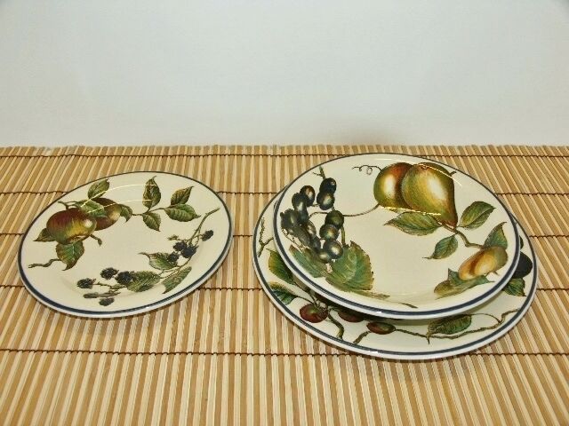 Flat, hollow plates and dessert, lot 23 pieces - Excellent condition