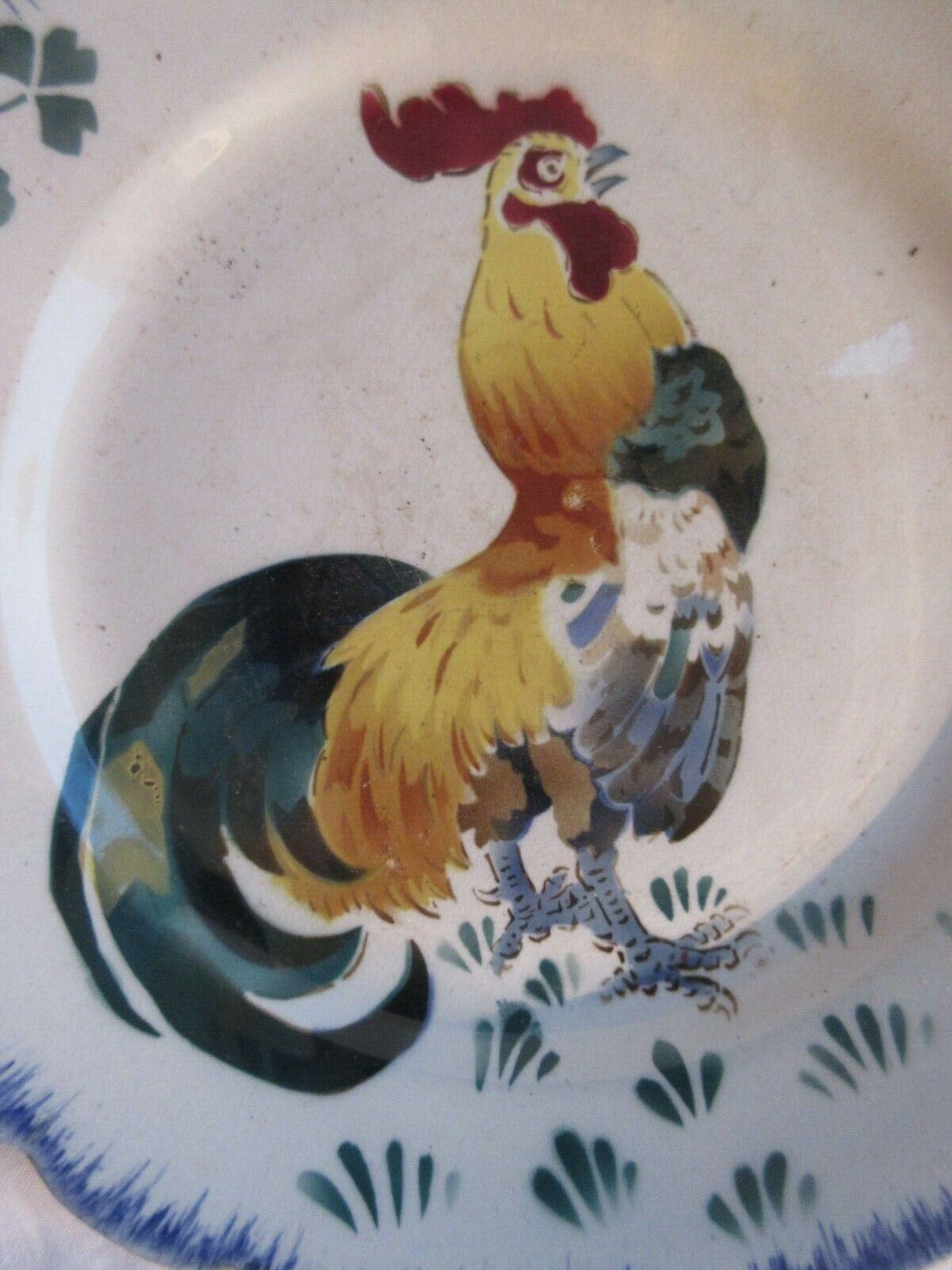 Polychrome plate signed Lunéville: Le Coq