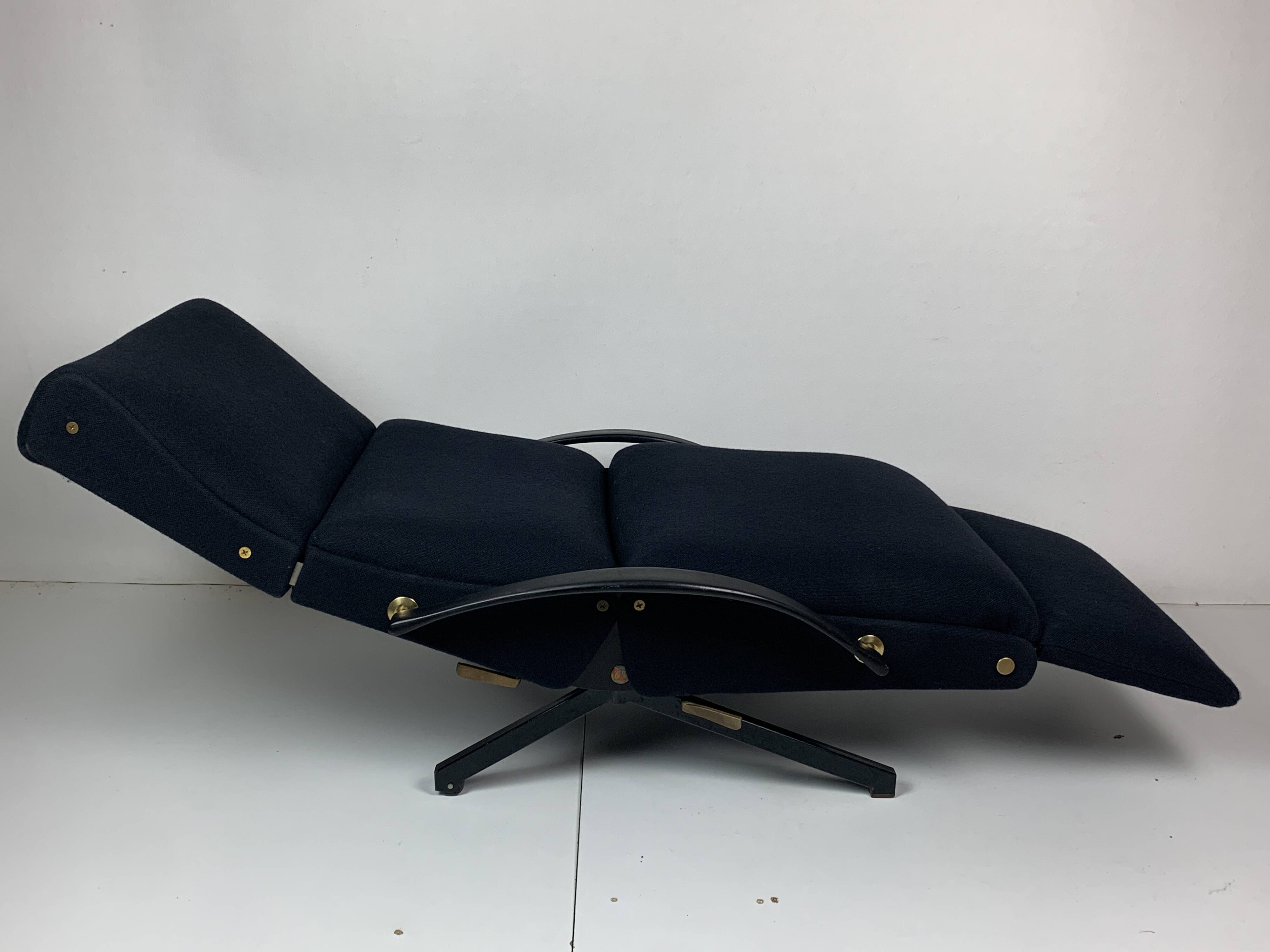 Fauteuil lounge italien vintage bleu marine foncé par Osvaldo Borsani pour Tecno, 1950