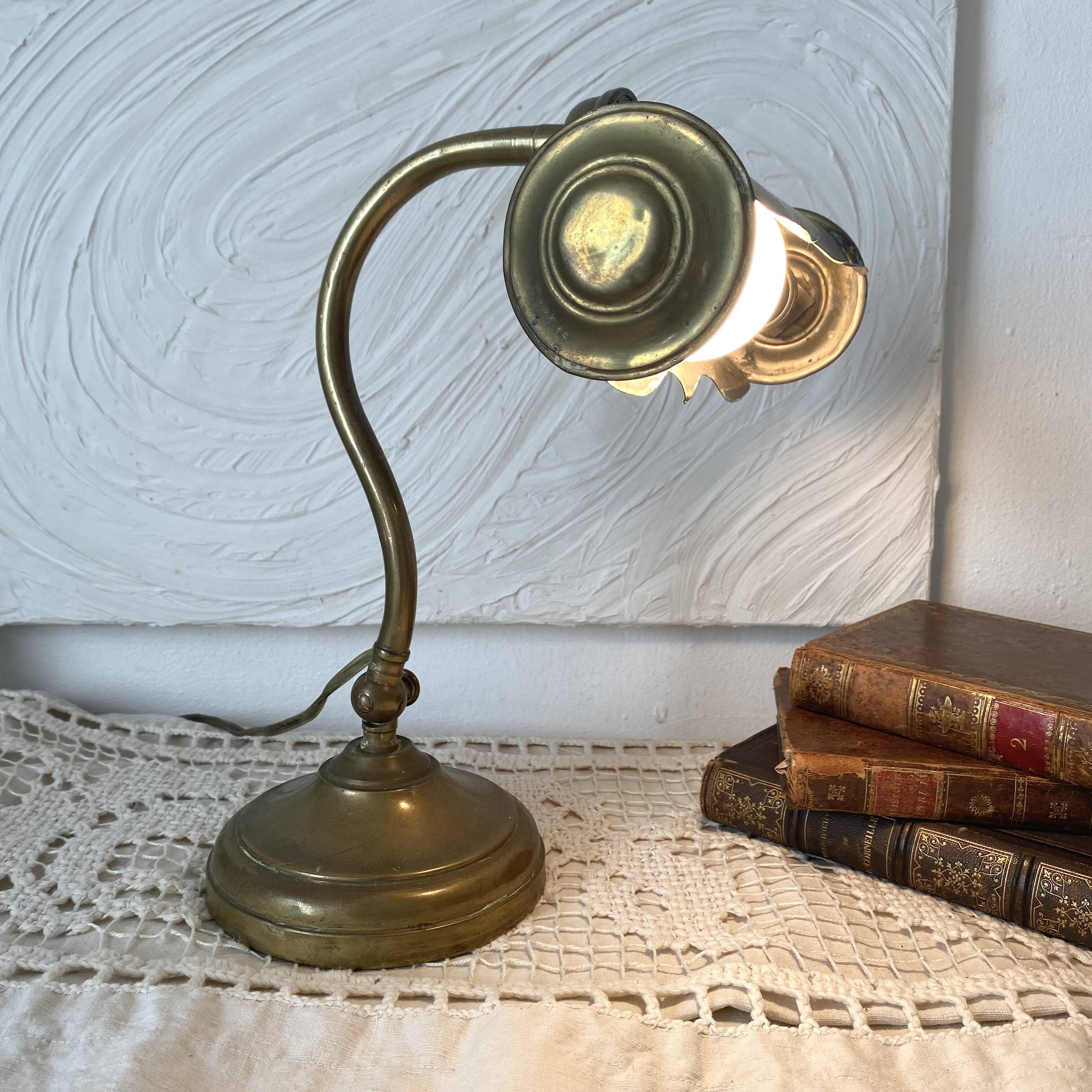 Antique brass notary lamp, adjustable desk lamp