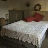 Crochet bed covers year 70