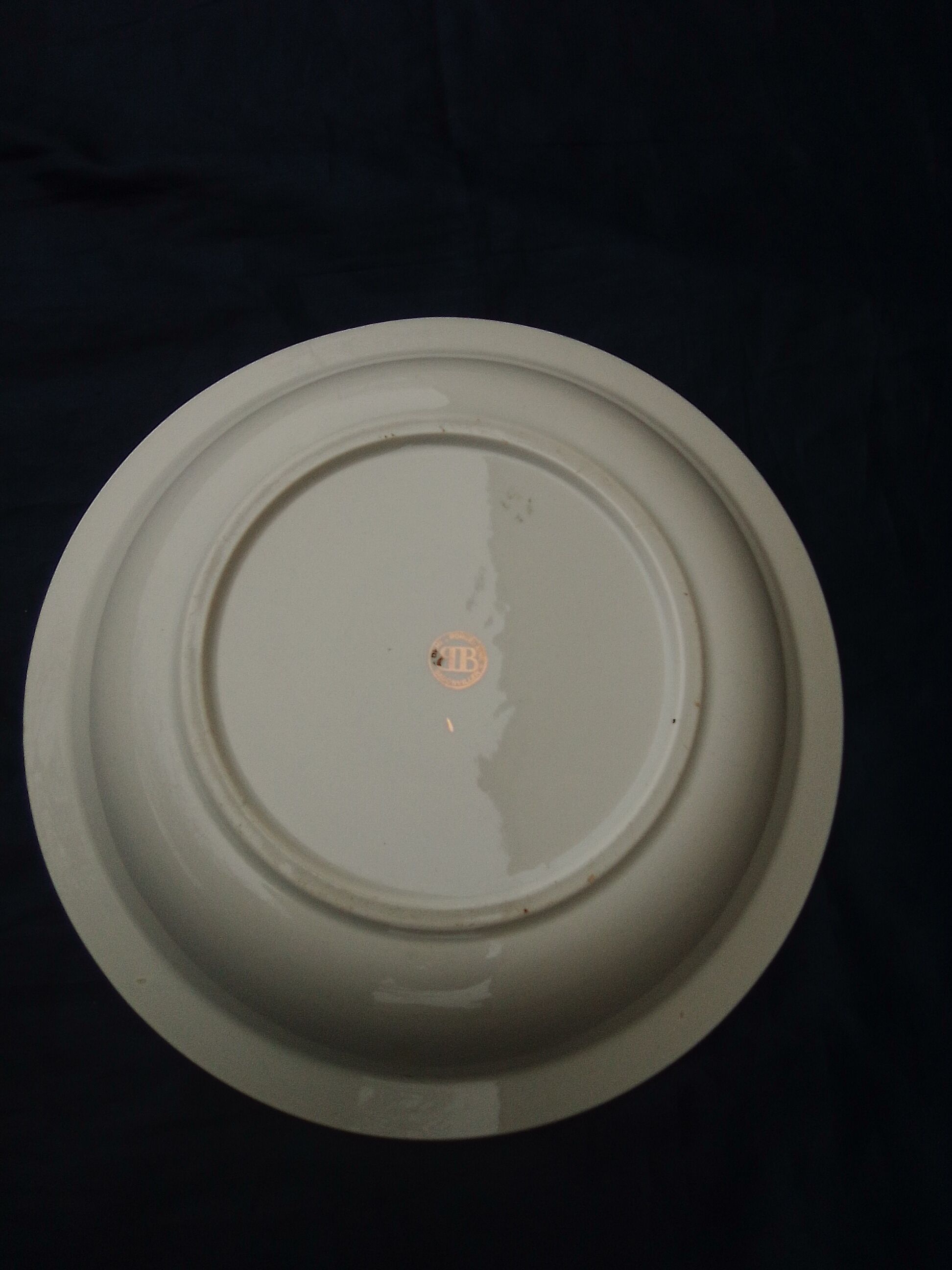 Hollow round dish in half badonviller porcelain with green marli diam 28 cm