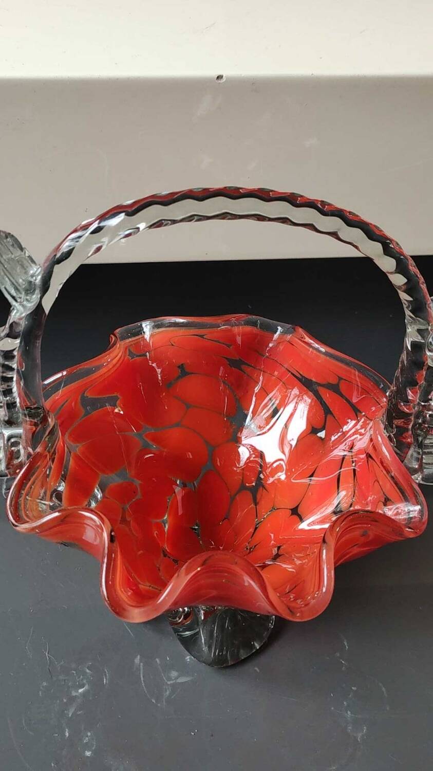 Empty pocket/Basket, Candy basket. In blown art glass. Orange speckled. Murano style
