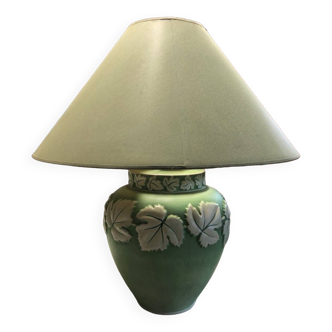 Lamp with maple leaf pattern