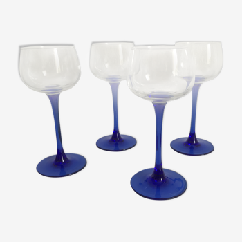 Verres à pied vintage