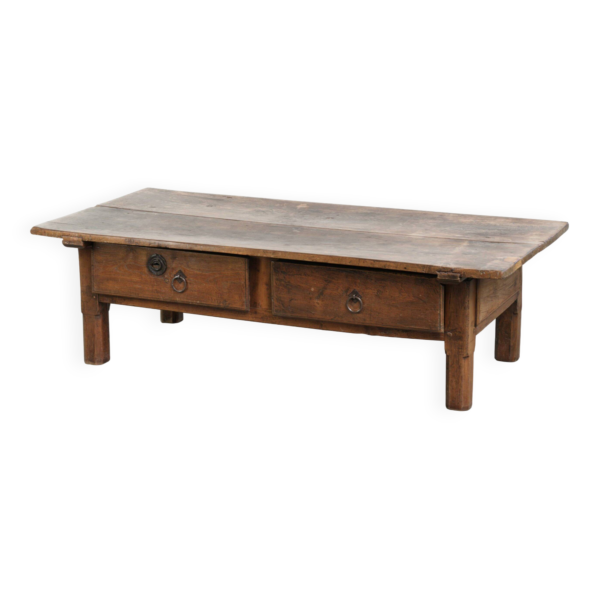 Table basse antique sud-européenne en bois fruitier avec un tiroir.