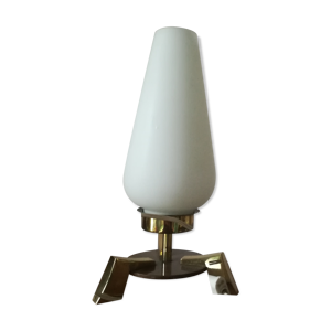 lampe à poser moderniste