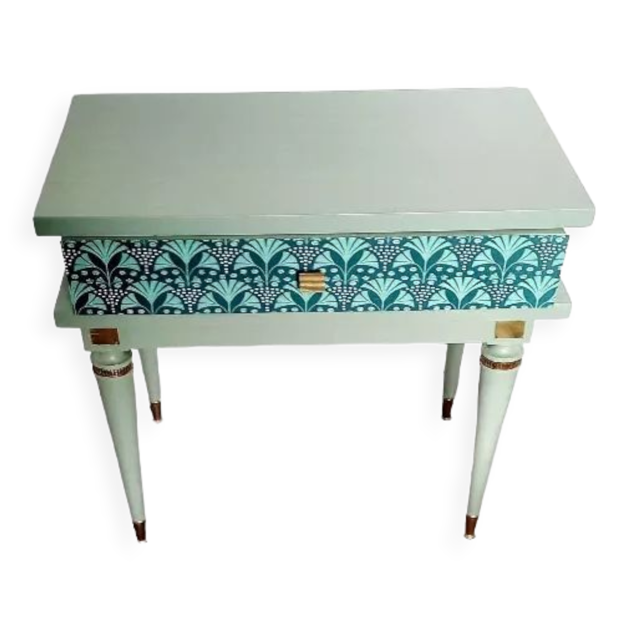 Vintage bedside table revamped