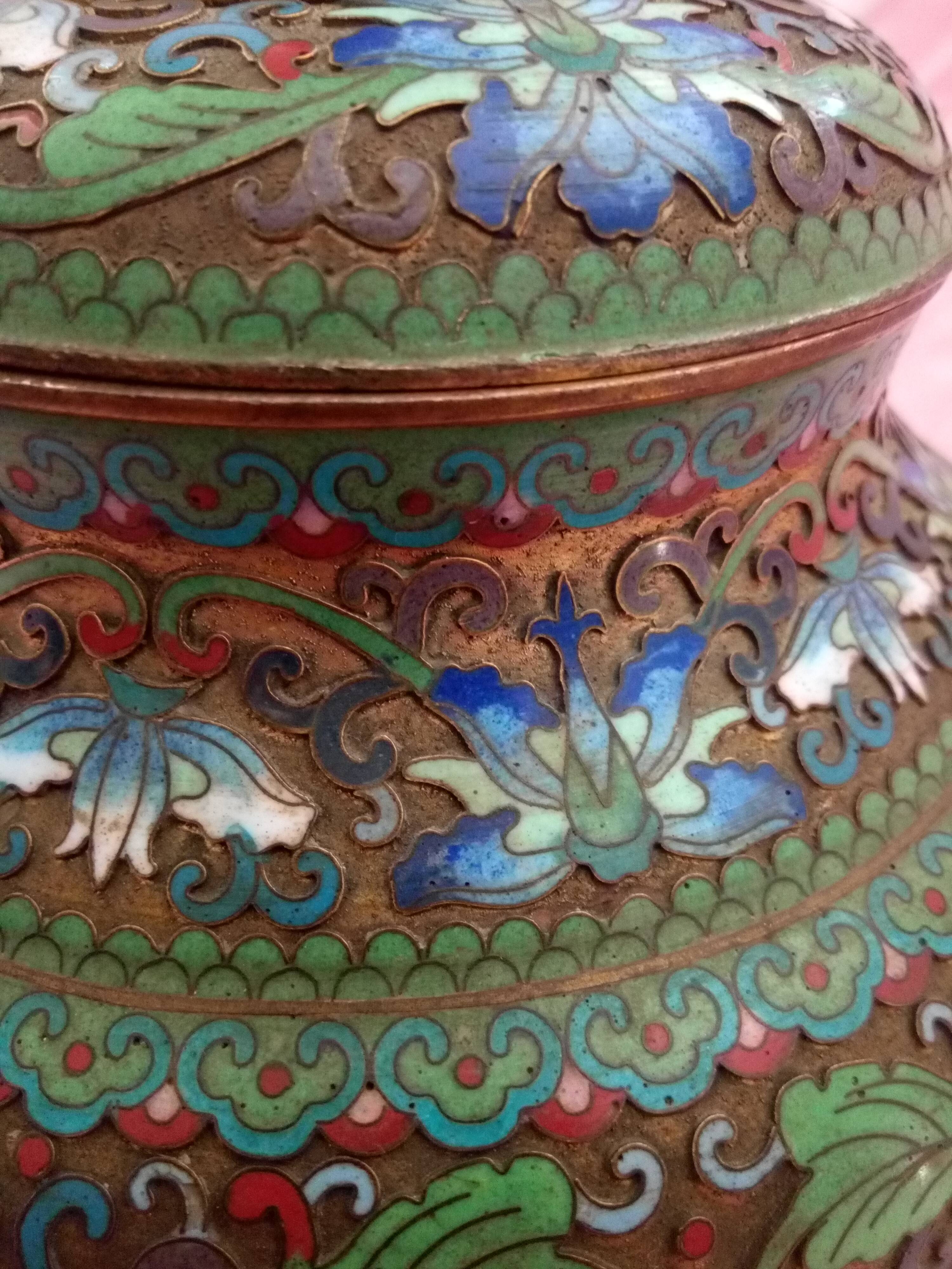 Pot covered in enamelled bronze