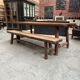 Ensemble table et son banc brutaliste