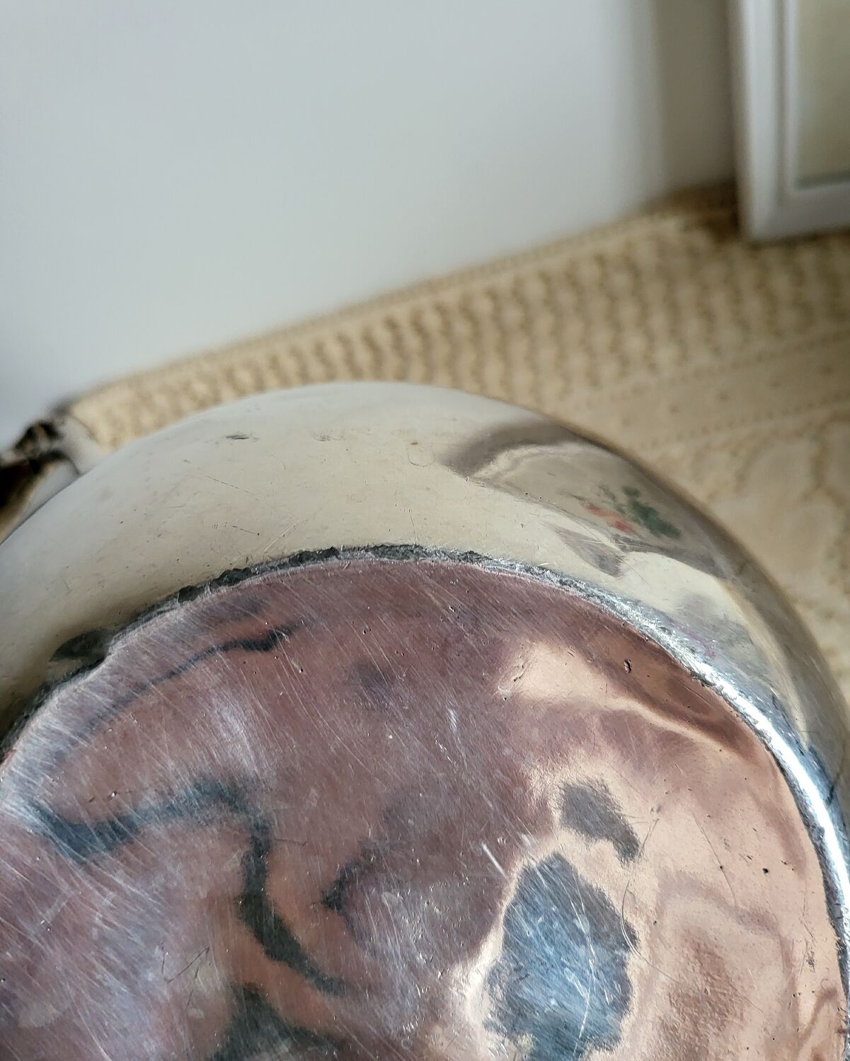 Silver-plated metal planter pot