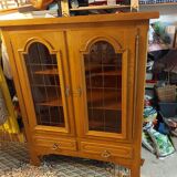 Showcase cabinet