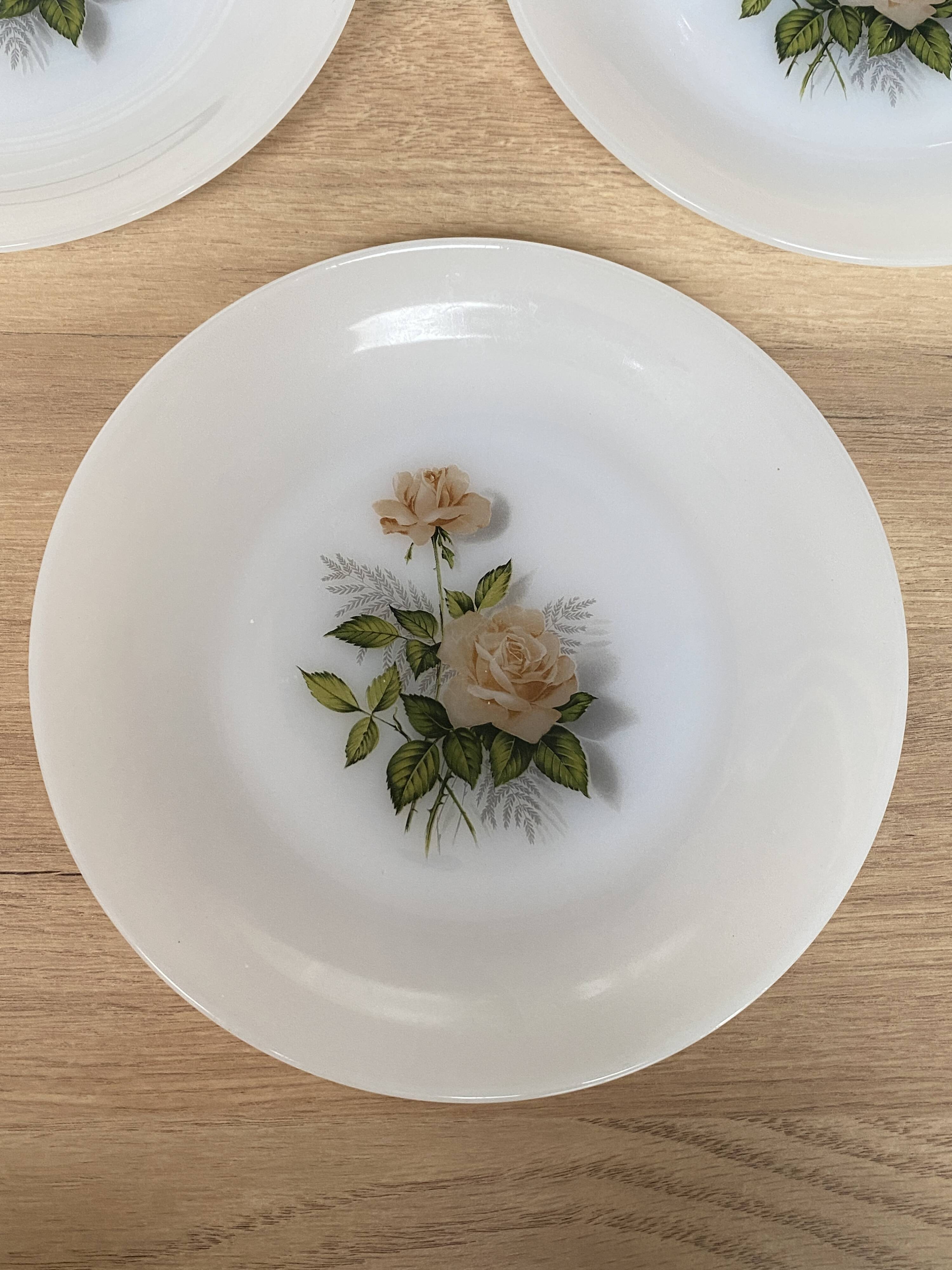 Set of 6 Arcopal Rose de France dessert plates