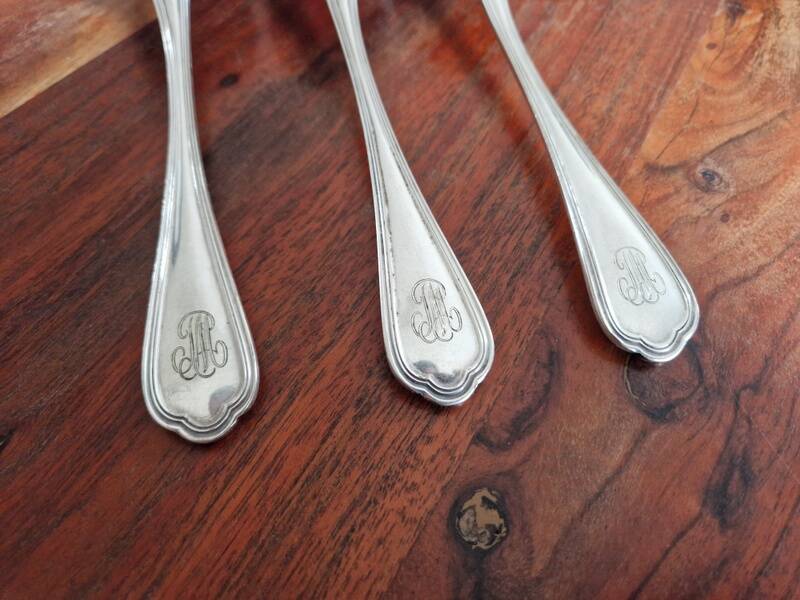 Christofle - Set of 3 table spoons in the Spatours model in silver-plated metal.