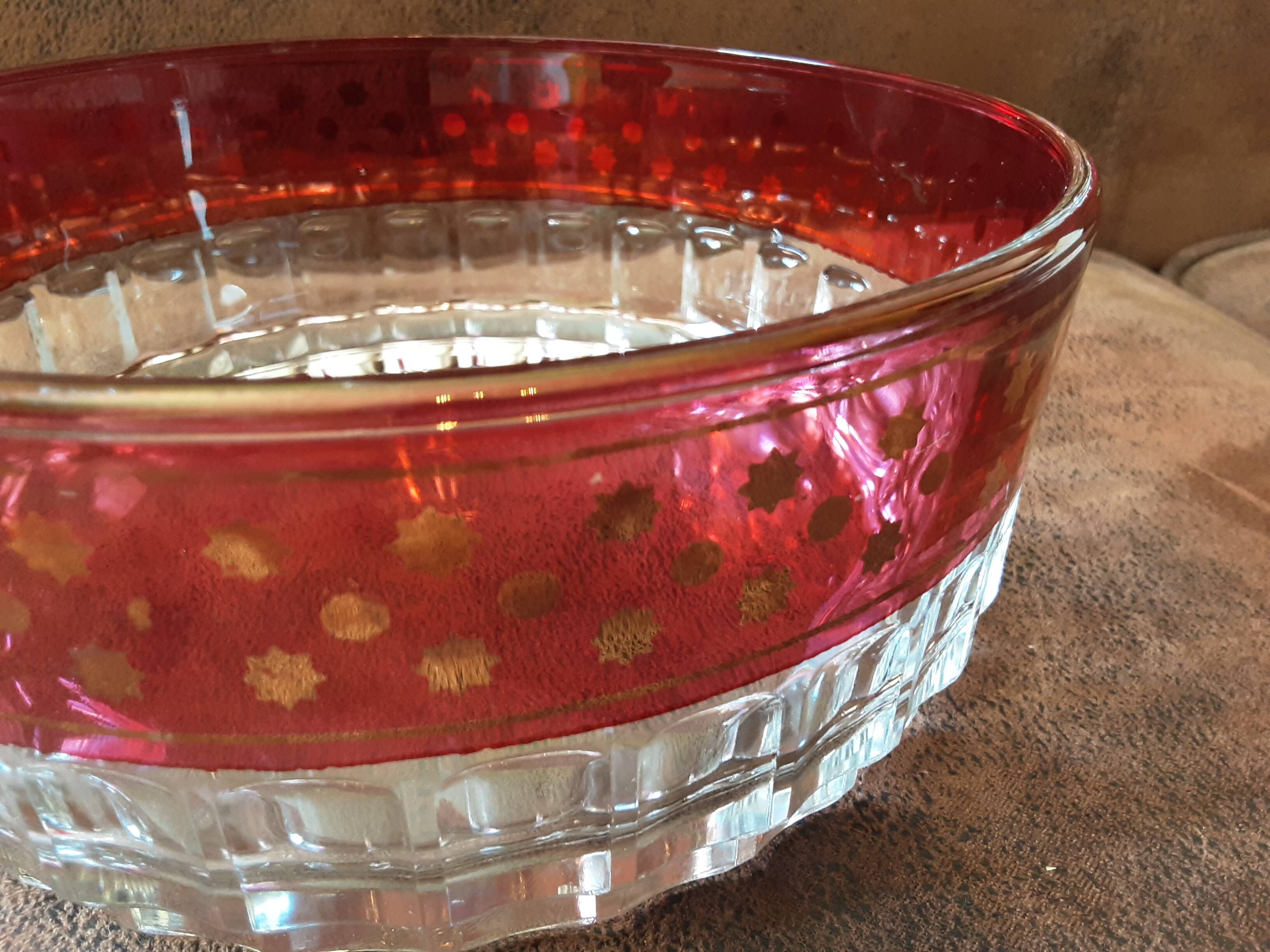 Salad bowl set and its 2 crystal cups
