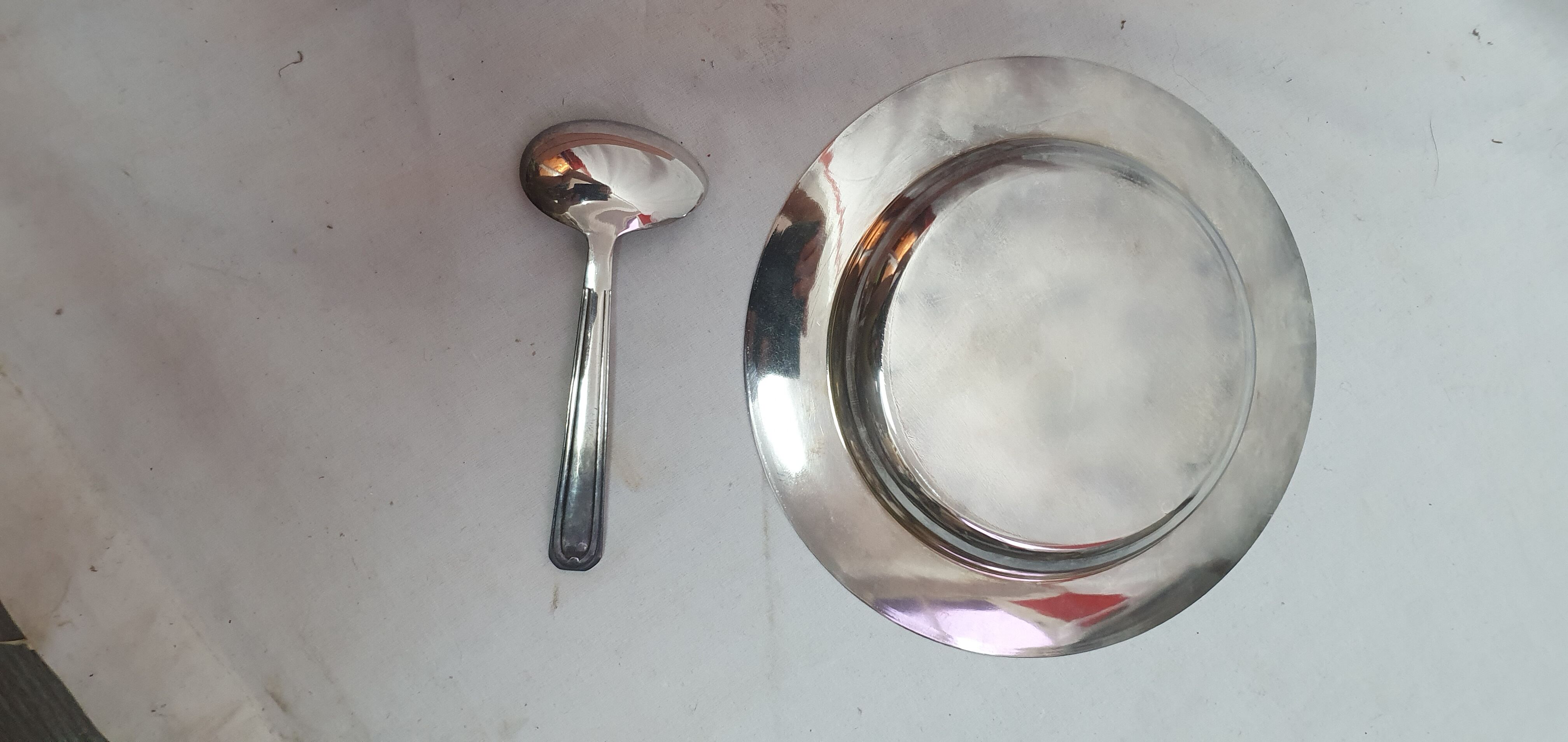 Assiette métal argenté de naissance