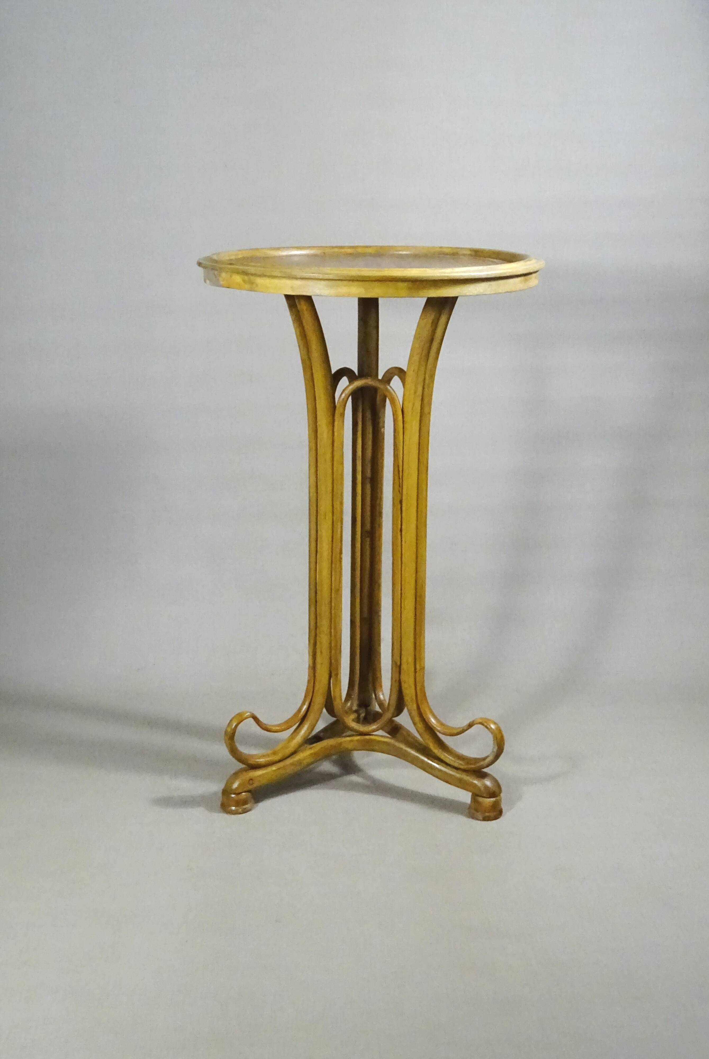 Thonet N°1 Art Nouveau reading table - 1895 -