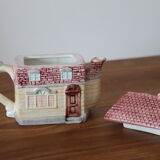 Vintage slip teapot Leonardo