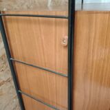 String shelf system