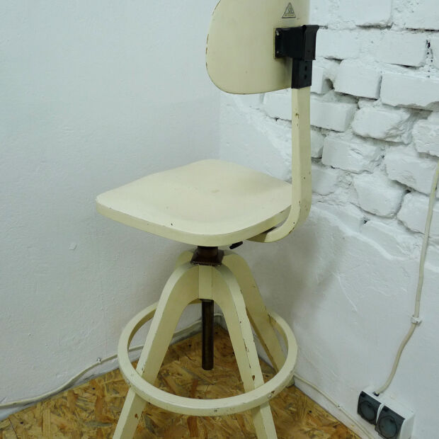 Der Federdreh high chair designed by A. Stoll 1930 s